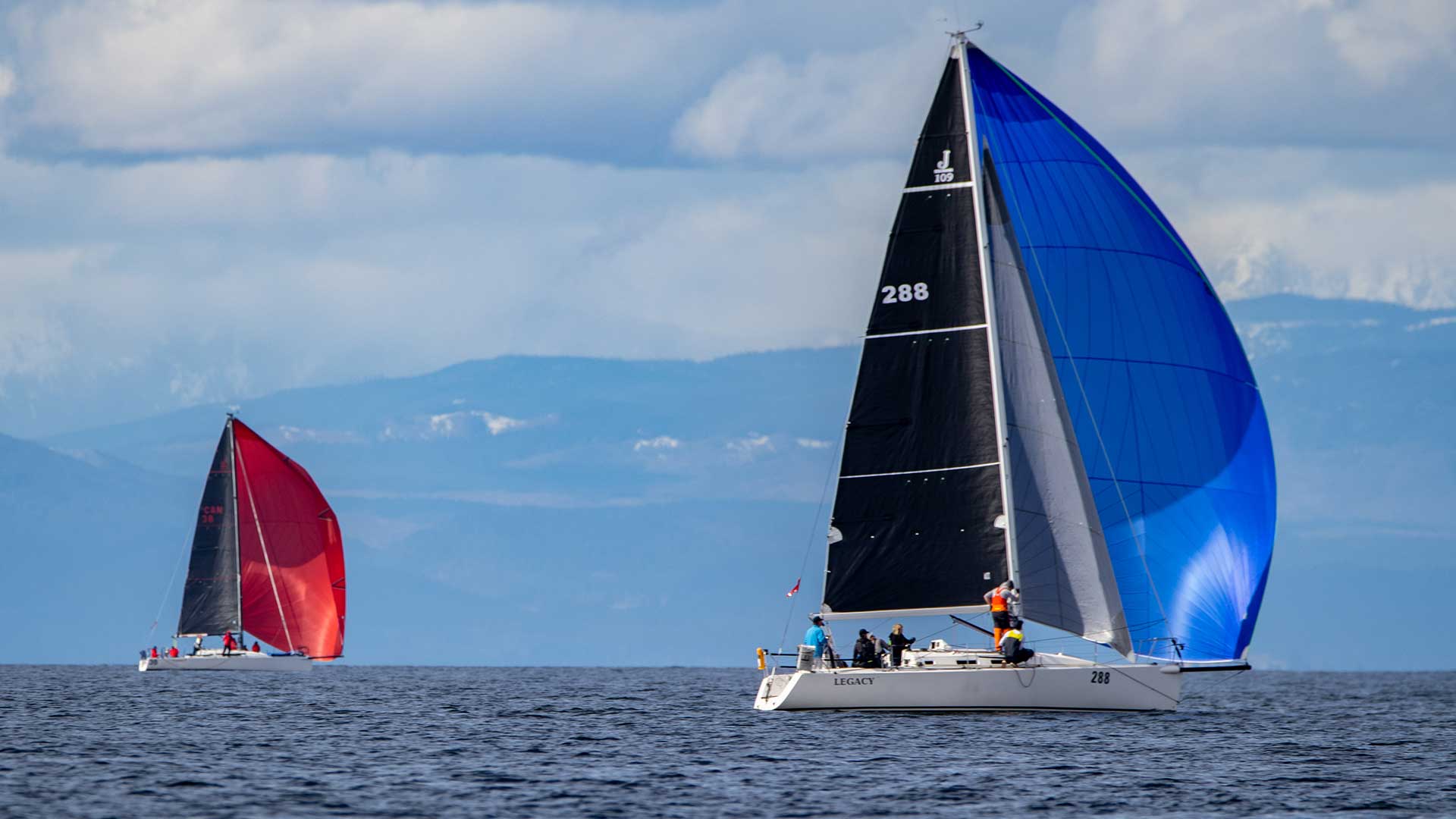 Southern Straits Race Aboard Victorious 65 Red Roses 48° North